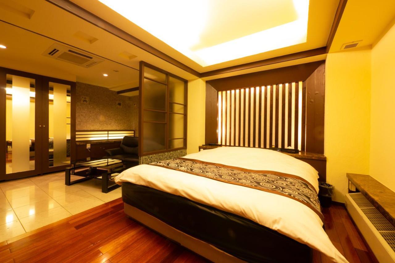 Hotel Rplus日高 (Adults Only) Hidaka  Экстерьер фото