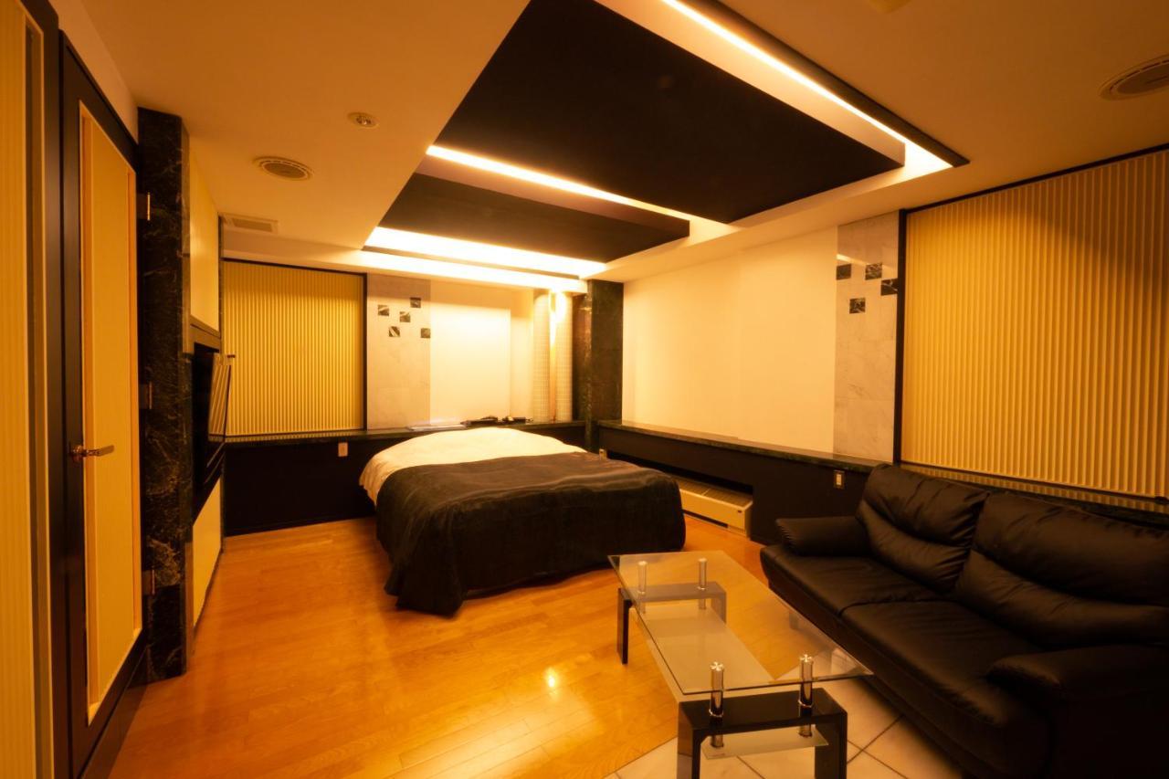 Hotel Rplus日高 (Adults Only) Hidaka  Экстерьер фото